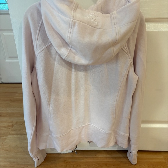 WOMEN'S LULULEMON CREAM OATMEAL SCUBA HOODIE 10 SILVER HARDWARE - Picture 5 of 6